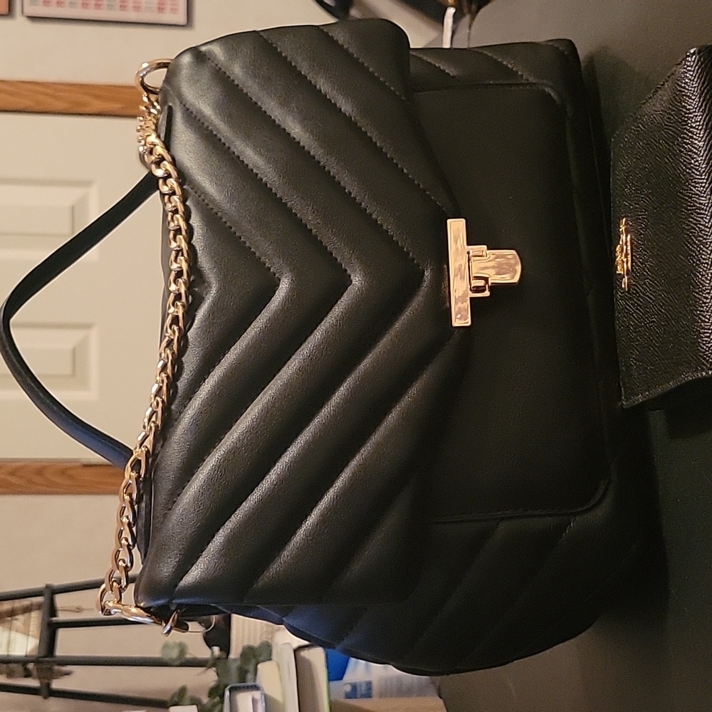 Black Quilted Crossbody Purse